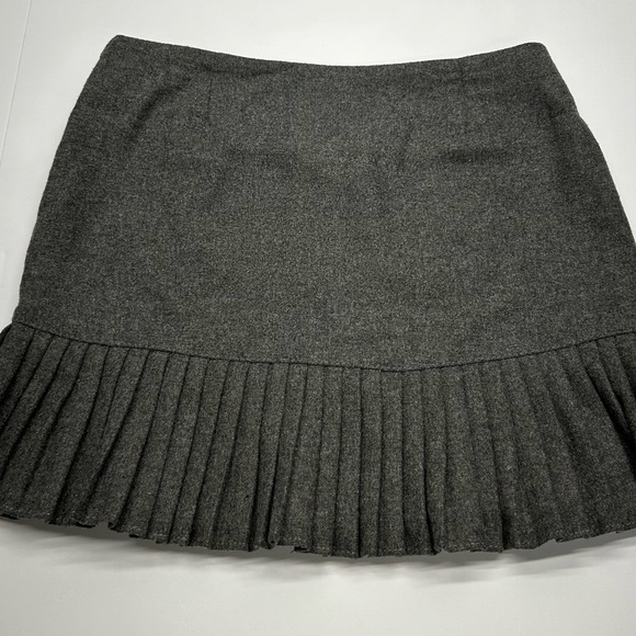 GAP VINTAGE Charcoal Gray Virgin Wool Skirt W 4 Pleated Bottom Side Zip Lined - Picture 14 of 15